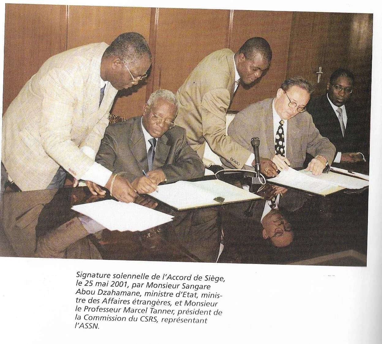 Signing of the Centre Suisse de Recherches Scientifiques en Côte d’Ivoire headquarters agreement
