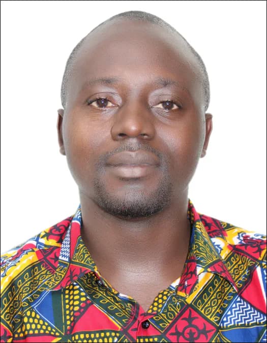 Portrait de Dr. Gilbert FOKOU